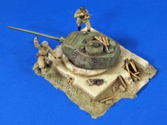 Verlinden 1/35 German T-34/85 Turret Pillbox Bunker WWII Vignette (2 Figs.) 2773