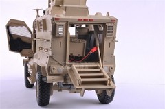 Trumpeter US MaxxPro MRAP 00815 1/16 Digital Remote Control Version Model Car