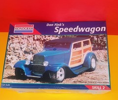 Dan Fink’s Speedwagon by Revell Monogram 1/25 scale #85-7606 Factory Sealed