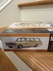 1/25 Scale Model Kit 1963 Chevy II Nova Station Wagon -Skill 2 AMT1202 Sealed