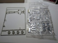 ✨VINTAGE✨ AMT Ertl 1957 Chevrolet Corvette 1/25 Scale Model Kit 8212