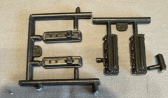 Monogram 6363 Ford F-250 Pick-Up Parts Kit Bash Valve Cover & Head #25 #26