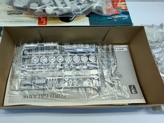 AMT 1:25 Scale Styline 1961 Ford Galaxie Hartop Sealed Inside Boxed Model Kit