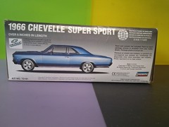 1966 Chevelle Super Sport Model Kit – Lindberg 1/25 – Open Box