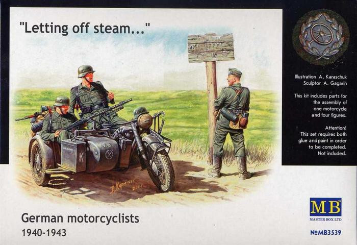 1/35 German Motorcyclists WW 2 “Letting off steam…” Master Box 3539 Model kit