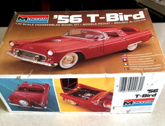 Monogram ’56 T-Bird 1:24 Scale Kit #2289 Plastic Model kit -one tire missing