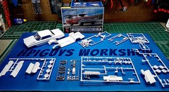 AMT 1392 1:25 Scale 1962 Pontiac Catalina Super Stock Plastic Model Kit
