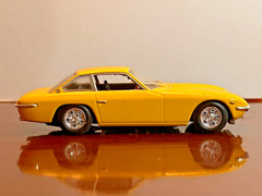 Fantastic Minichamps 1968 Lamborghini Islero Diecast Model Car 1:43