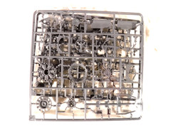 1/35 Miniart WWII US Tank Repair Crew w/ Equipment 2 Tankers #35461 W 570 Engine