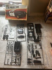 Revell Z28 Police car Vintage Model Kit 1/25 Scale 1980