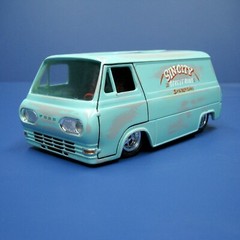 Jimmy Flintstone 1:25 scale 1961-67 Ford Econoline Van resin model kit NB314