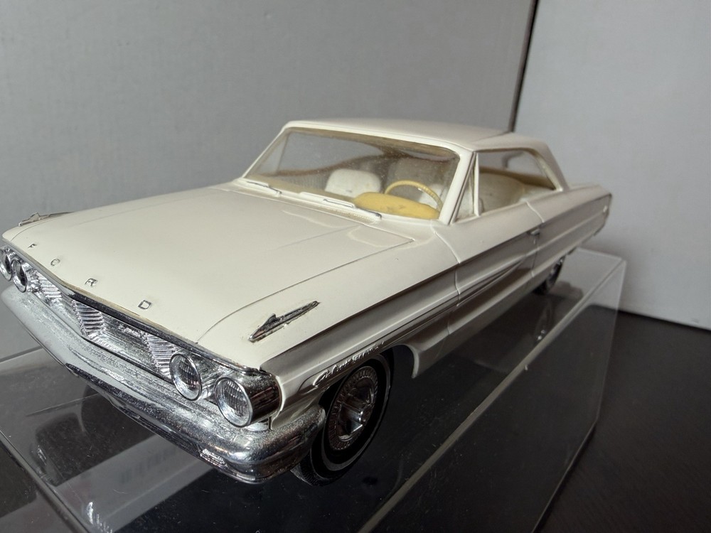 AMT 1964 Ford Galaxie 500 XL Promo Car