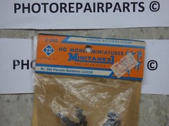 Roco Minitanks (NEW) 1/87 WWII Russian / Soviet Parade Soldier Group Lot#7294K©