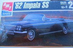 AMT 8207 1962 CHEVY BEL AIR CONVERTIBLE WRAPPED 1:25 KIT 2000 Issue