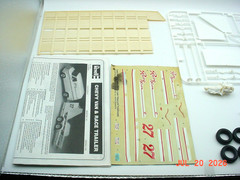 Revell Chevy Van W/Race Car Trailer 1/24 Model Kit UPRM