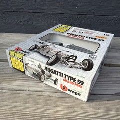 VTG BBurago Bugatti Type 59 /1934 Grand Prix Diecast Model Kit Unbuilt 1/18