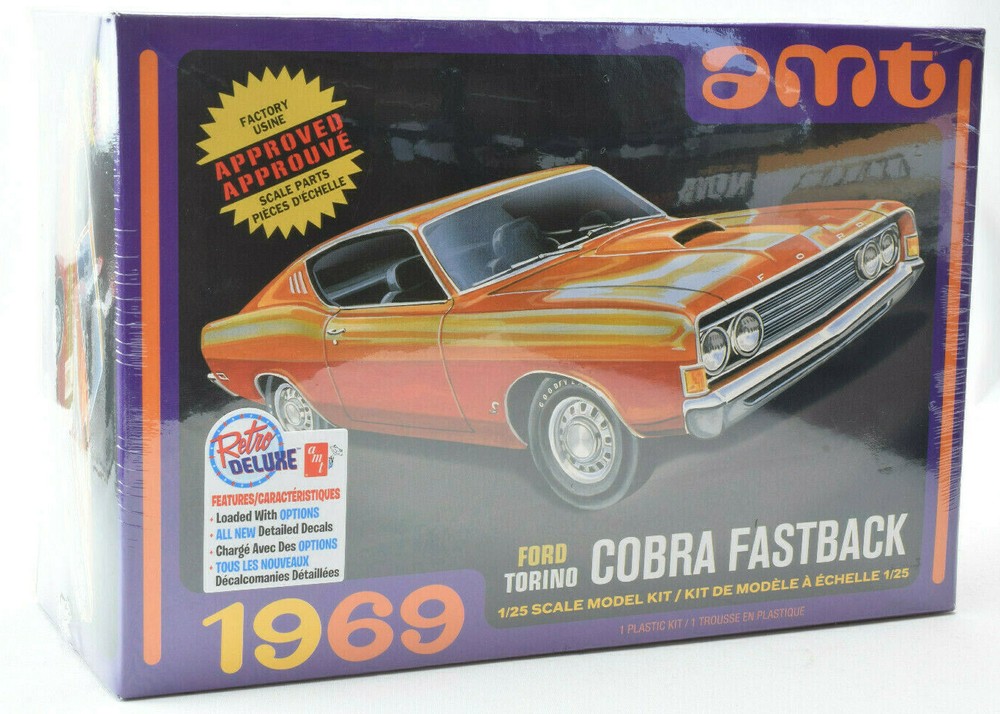 AMT 1969 Ford Torino Cobra Fastback 1:25 Scale Plastic Model Car Kit 1217
