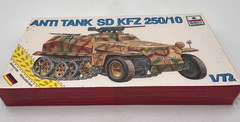 ESCI ERTL 8373 Sd.Kfz. 250/10 German Anti-Tank Vehicle WWII 1:72 Scale Model Kit