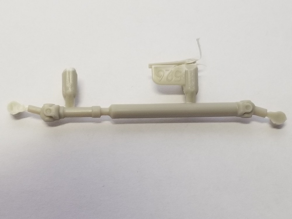 1972 FORD F350 Tow Truck REAR DRIVESHAFT (#526) for Moebius 1:25 Model Kit 72