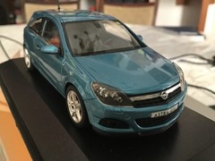 1/43 minichamps Opel Astra, GTC blue , 2door hatch mint++ !
