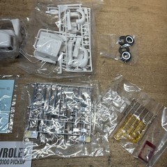 AMT 1950 Chevrolet 3100 Pickup Union 76 Service Truck 1:25 Kit #1076 Open Box
