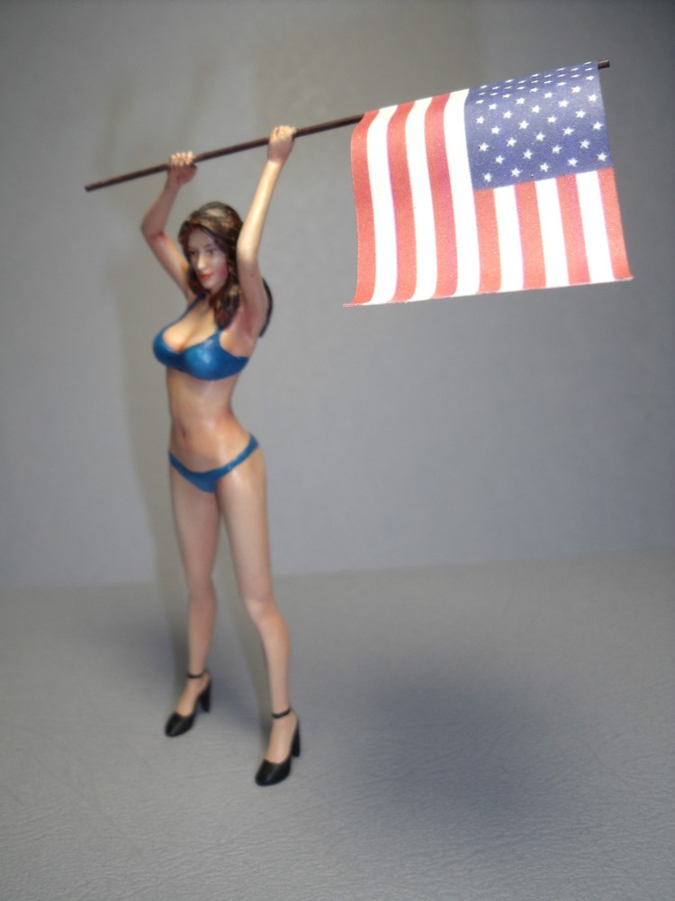 1/18 FIGURE GIRL HILLARY VROOM PAINTED FOR AUTOART MINICHAMPS KK SCALE
