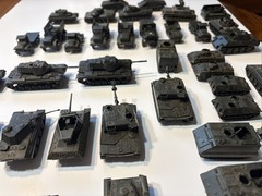 LOT Of 40 1/87 Roco Minitanks Austria 32 Tanks 8 Trucks DBGM HO SCALE