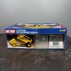 REVELL Hot Rod Series Custom 1932 Ford Chopped Sedan 7126 Complete 1:25 Scale