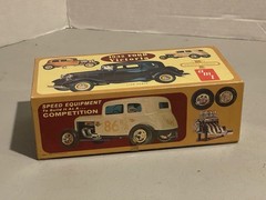 Vintage AMT Original 1932 FORD Victoria Vicky Trophy Series 1/25 Scale Model Car