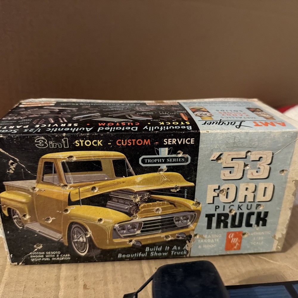 Original ’60’s Issue AMT ’53 Ford Pickup 3 in 1 Model Truck Unfinished 1/25