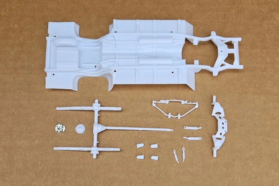 Monogram 1/24 1957 CHEVY NOMAD CHASSIS AND RELATED PARTS