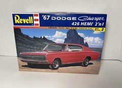 Vintage Model Revell # 85-7669 ‘67 Dodge Charger 426 Hemi 2N1 Open Box