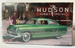 MOEBIUS MODELS 1954 HUDSON HORNET SPECIAL 1/25 SCALE MODEL KIT
