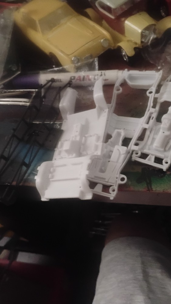 plastic model car kits 1/25 scale parts