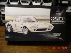 Accurate Miniatures Corvette Grand Sport 1964 Prototype 1/24 Model Kit UPRM