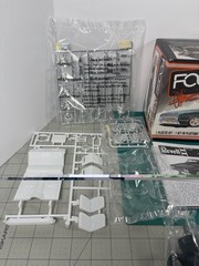 Revell Foose 1967 Dodge Coronet 1:25 Model Kit #4906 Open Box Complete Unbuilt