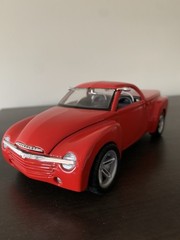 2000 Chevrolet SSR 1/25 Scale