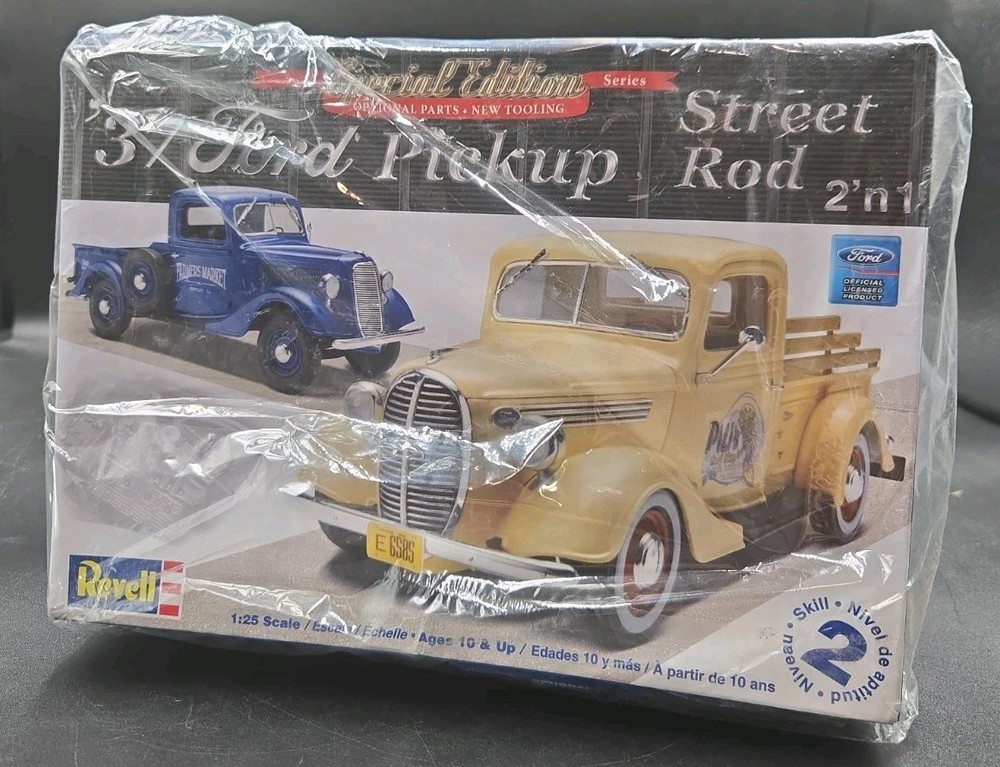 Revell ’37 Ford Pickup Street Rod 2’n1 Model Kit 1:25 # 85-7208 New Sealed Parts