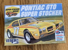 MPC 1/25 1970 Pontiac GTO Super Stocker Model Kit