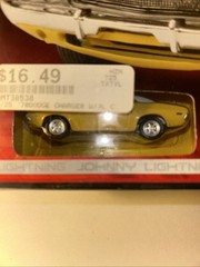 AMT Ertl Johnny Lighting 1970 Dodge Challenger 1:25 Scaled Sealed