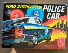 AMT 1/25 1970 Ford Galaxie Interceptor Police Car Sealed Parts PH