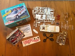 Revell SnapTite Chevy Caprice Police Car Model Kit 1:25 NIOB (1993)