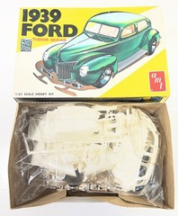 1/25 AMT Lot Of 4 Vintage Car Model Kits (2) 49 Mercury, 39 Ford, 57 T-Bird