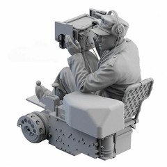 1/16 Scale Die-Cast Resin Figure Model Kit German Half Track Radio Operator U…