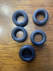 Set of 5 Vintage Style Firestone F70-15 Tires 1/25