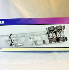 Revell FRUEHAUF 40′ Tanker Trailer American model kit NEW in FACTORY SEALED BOX