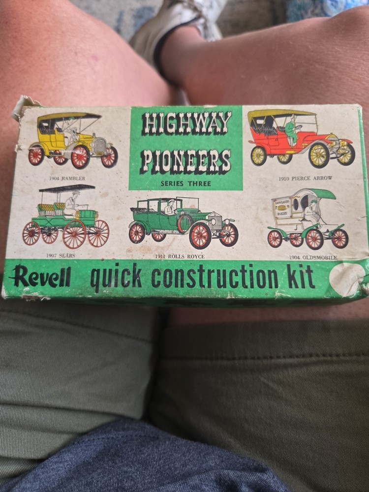 REVELL HIGHWAY PIONEERS SERIES 3 & 4 QUICK CONSTRUCTION KIT 1 OF 7 NOS, L@@K
