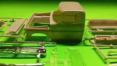 1972 Ford F-350 4×4 Tow Truck Wrecker Moebius 1/25 Cab Glass Hood Grill Interior