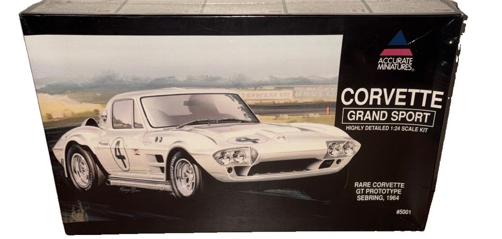 Accurate Miniatures Corvette Grand Sport 1:24 Plastic Model #5001 New Sealed