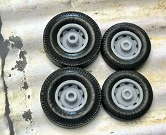 1/24 Scale: Big ‘N Little Piecrust Slicks W/ 15-inch “Divco Milk Truck” Wheels